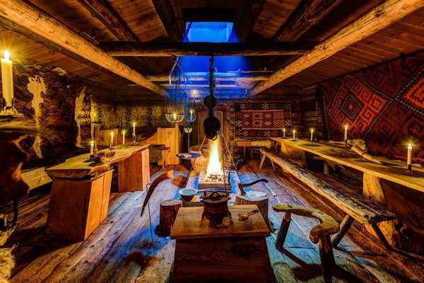 Quels sont les conseils pour une visite des sites historiques vikings en Scandinavie?